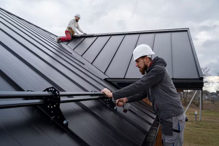 Metal Roofing Guide: Tips, Facts, and Insights